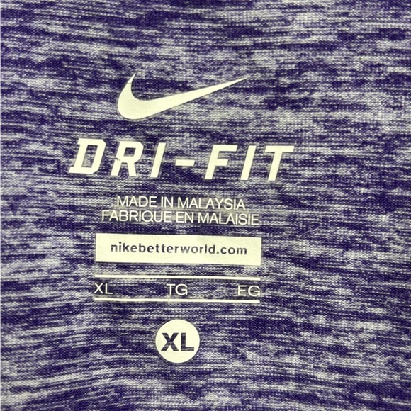 Nike Purple Dri-FIT‎ Women's Top - Picture 6 of 11